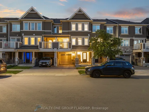 122 Christopher Rd, Oakville, ON L6H 0Y1