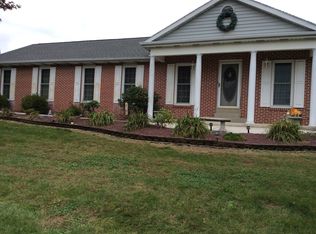 412 County Line Rd, Grantville, PA 17028