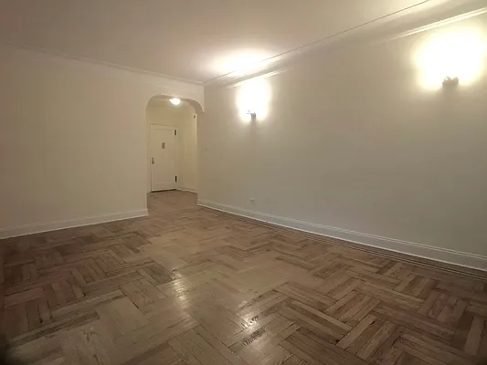 Rented by Sovereign Associates | media 7