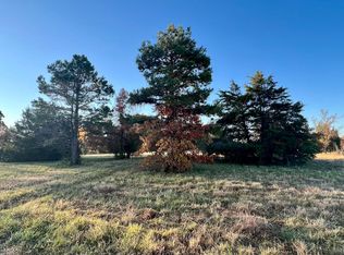 12619 Oak Rd, Neosho, MO 64850