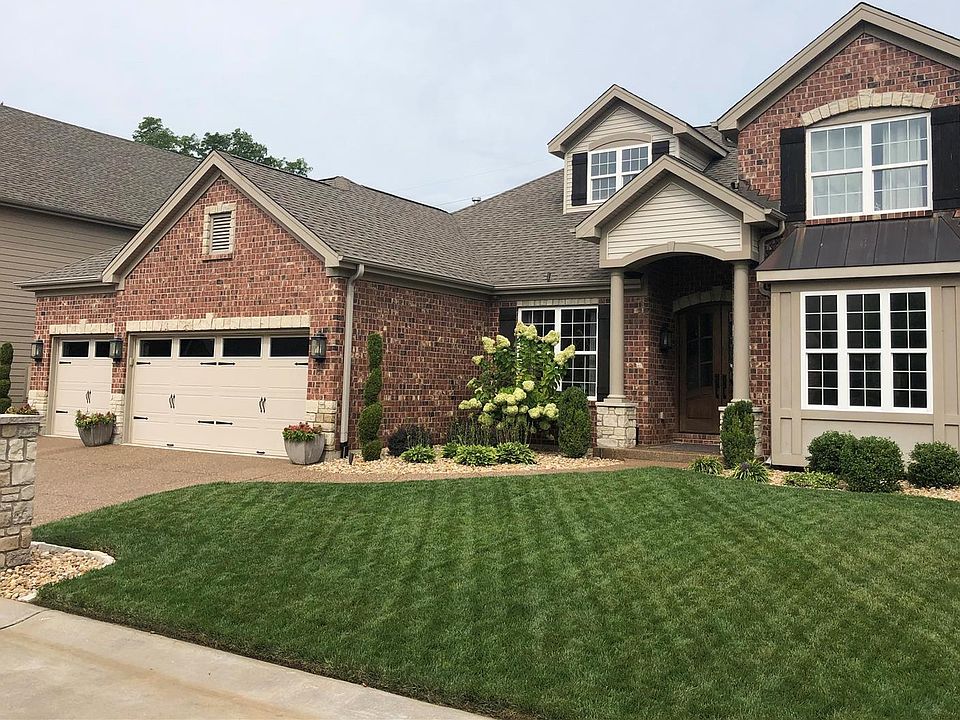 2nd image of 19 Bogey Club Ln