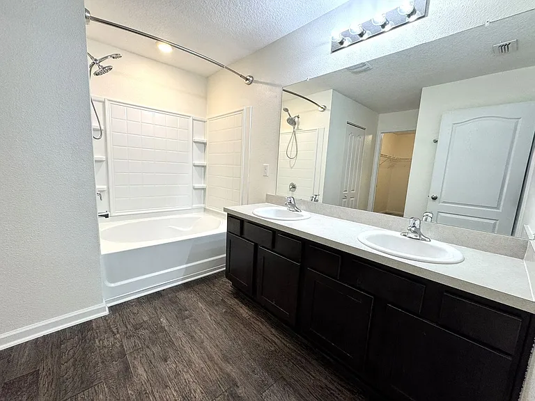 3268 Lawton Pl — Photo 10