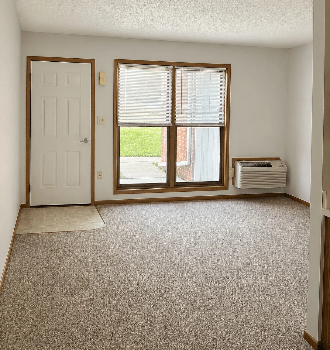 Maple Winds Village I — Photo 2