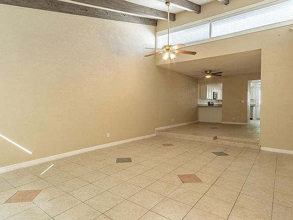 5th image of 3209 S Fairfield Dr