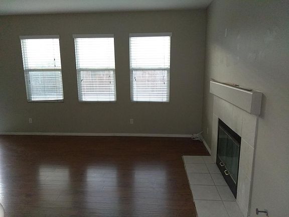 4th image of 13313 Sourwood Ave