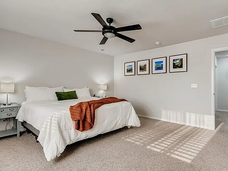 6572 Empire Ave — Photo 10