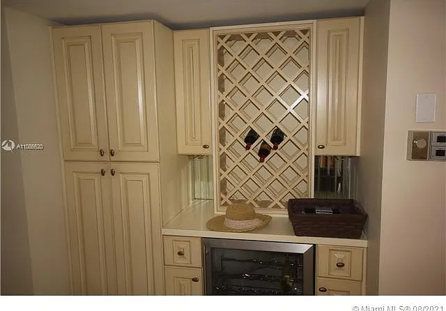 5151 Collins Ave #1030 — Photo 12