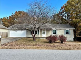 128 Rillington Dr, Bella Vista, AR 72714