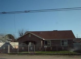 1936 Robertson Rd, Modesto, CA 95351