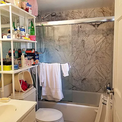 Rented by Apple Realty Group Corp | media 3