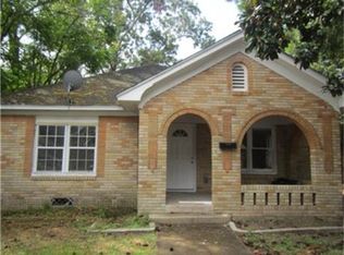 415 E Hunnicutt St, Baytown, TX 77520