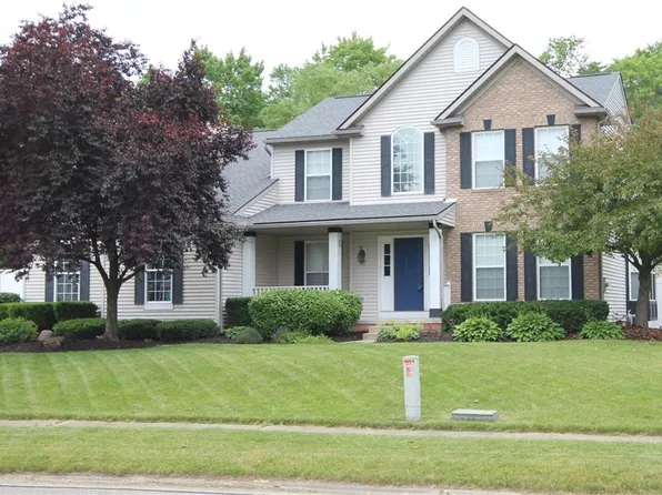 1547 Tallmadge Rd, Kent, OH 44240