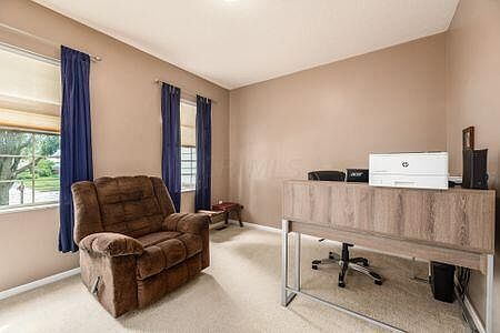 4th image of 129 Eswine Dr