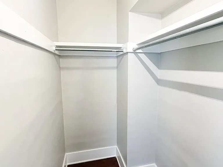1337 N Waco Ave — Photo 12