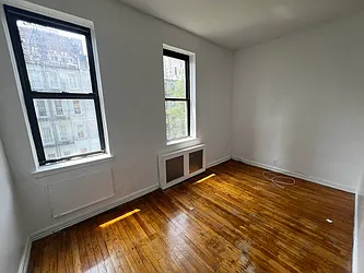 Rented by Salon Realty Corp