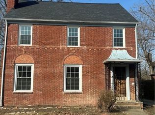 2348 Edgerton Rd, University Heights, OH 44118