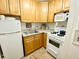 Rented by J PRESTON AND ASSOCIATES INC