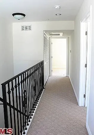 3 bed, 1600 sqft, $4,050 — Photo 4