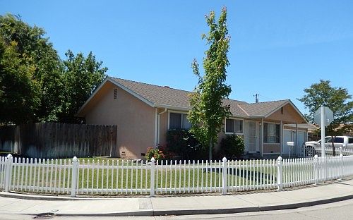 1st image of 404 Amador Cir