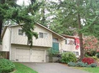 18729 40th Pl NE, Seattle, WA 98155