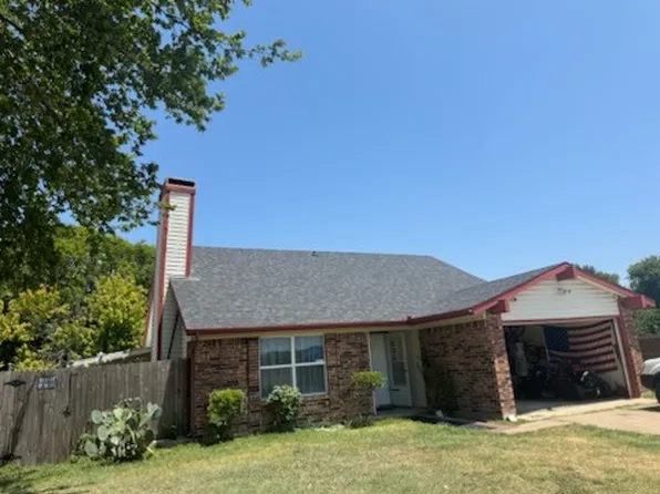 506 E Springdale Ln, Grand Prairie, TX 75052