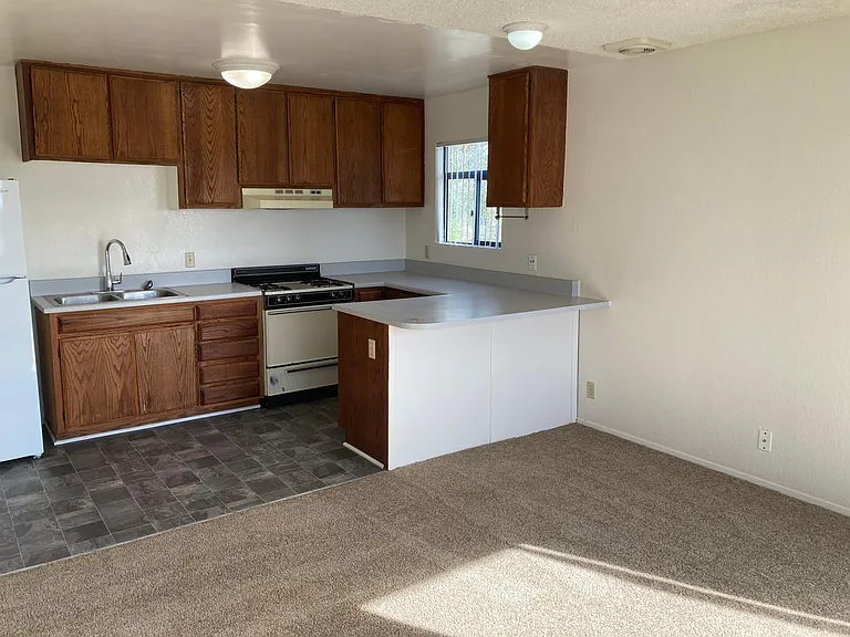 3274 Main St #15 — Photo 2