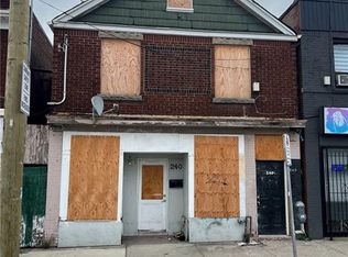 240 Kenilworth Ave N, Hamilton, ON L8H4S5