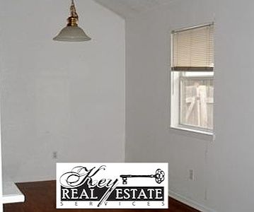 4th image of 1213 James Ave #A