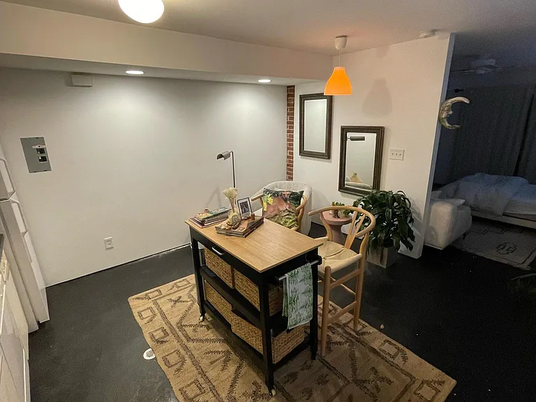 982 N Highland Ave NE #2 — Photo 3