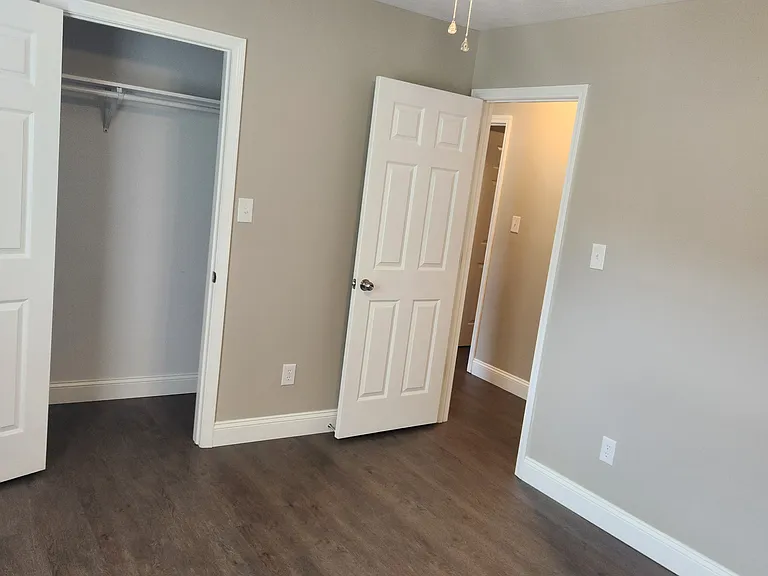 147 Gallaher View Dr #A — Photo 10