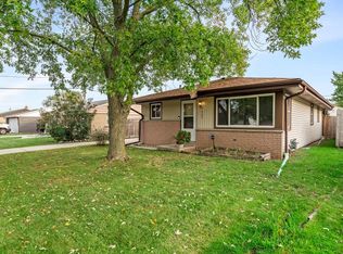 127 W Uncas Ave, Milwaukee, WI 53207