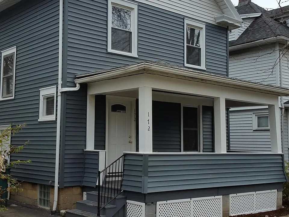 172 Cedarwood Ter