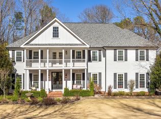 8323 Mill Race Dr, Ooltewah, TN 37363