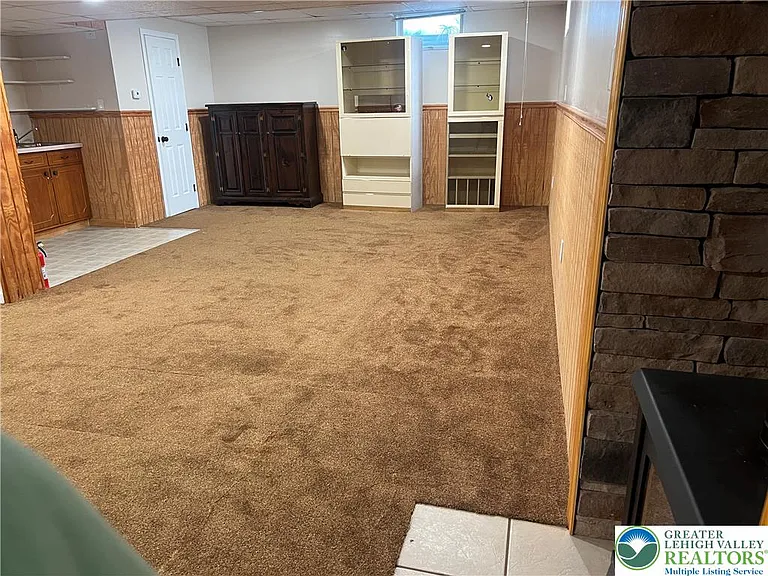 2593 Halleck Dr — Photo 20