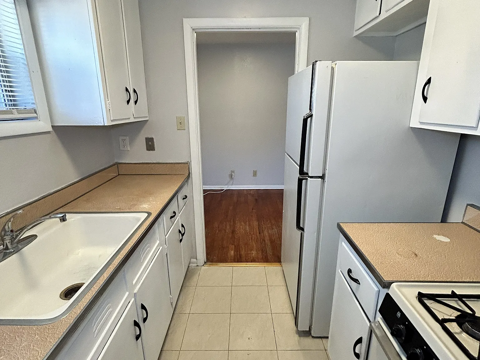 1 bed, 800 sqft, $795 — Photo 4