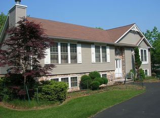 115 Mohawk Trl, Albrightsville, PA 18210