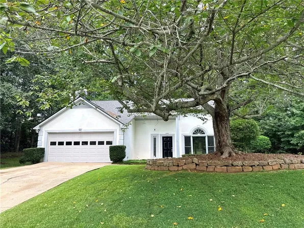 150 Ocee View Ct, Johns Creek, GA 30022
