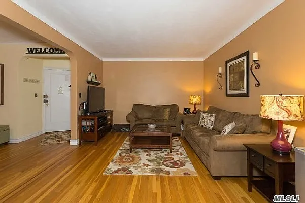 Sold by Douglas Elliman | media 6