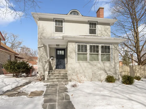 1323 Cleveland St, Evanston, IL 60202