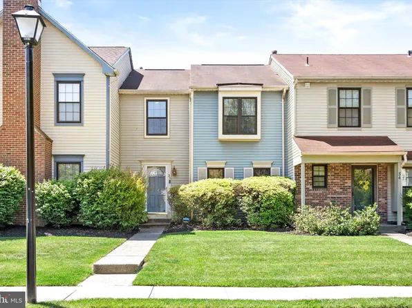 35 Tynemouth Ct, Robbinsville, NJ 08691