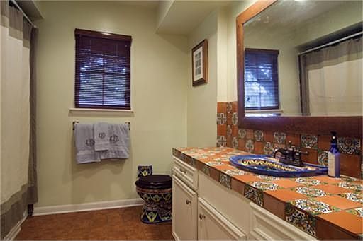 4th image of 7614 Highmeadow Dr