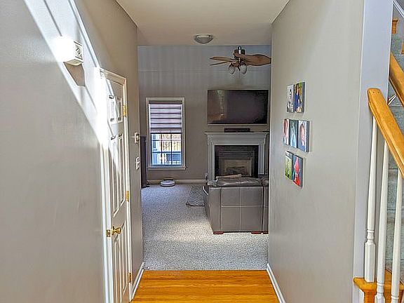 5th image of 217 Megan Dr