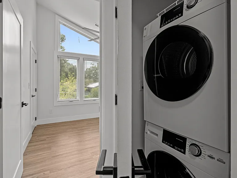 1001B N Gregson St — Photo 15