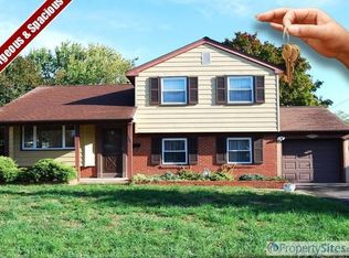 816 Lexington Dr, Turnersville, NJ 08012
