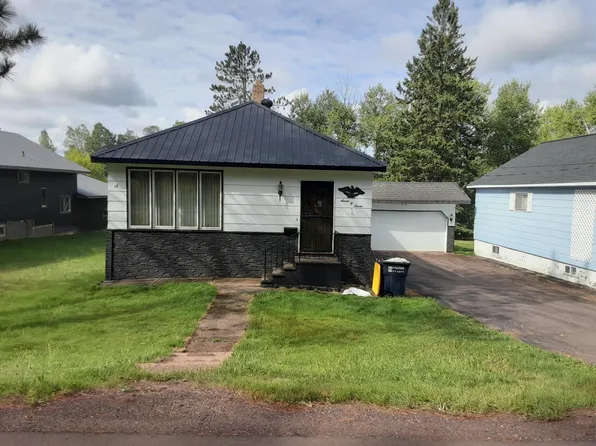 707 Van Buskirk Rd, Ironwood, MI 49938