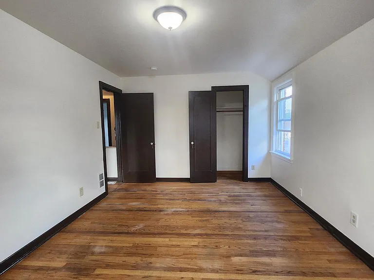 6837 Wicker Ave — Photo 12