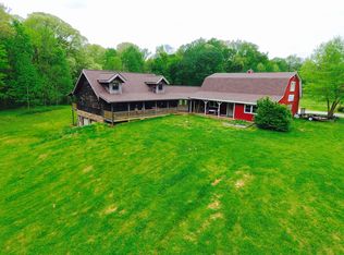 415 Hunter Ln, Wadesville, IN 47638