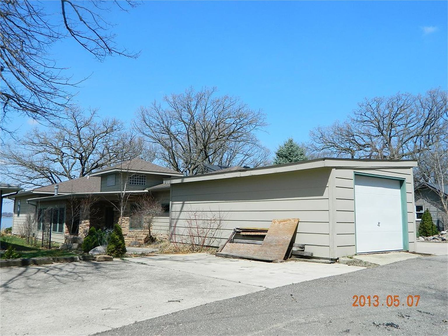 2513 1st St, West Okoboji, IA 51351 Zillow