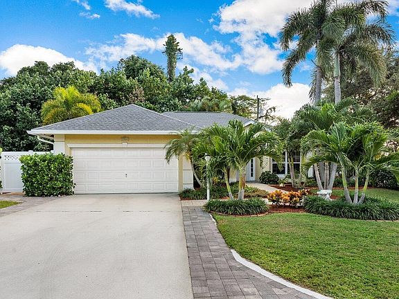 2066 Vitex Ln, North Palm Beach, FL 33408 | Zillow