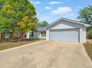 5810 Radiant Ln, Amarillo, TX 79109